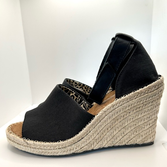 NWOT TOMS Women’s Marisol Espadrille Wedge Sandal. Size: 8.5 Color: Black - Picture 3 of 13
